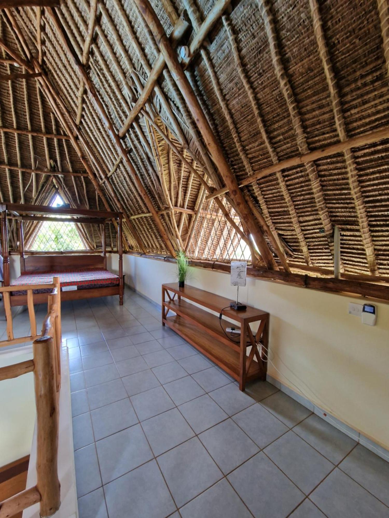 Paradiesische Villa Maisha Mazuri Mit Pool. Terrasse Und Personal Diani Beach Exteriér fotografie