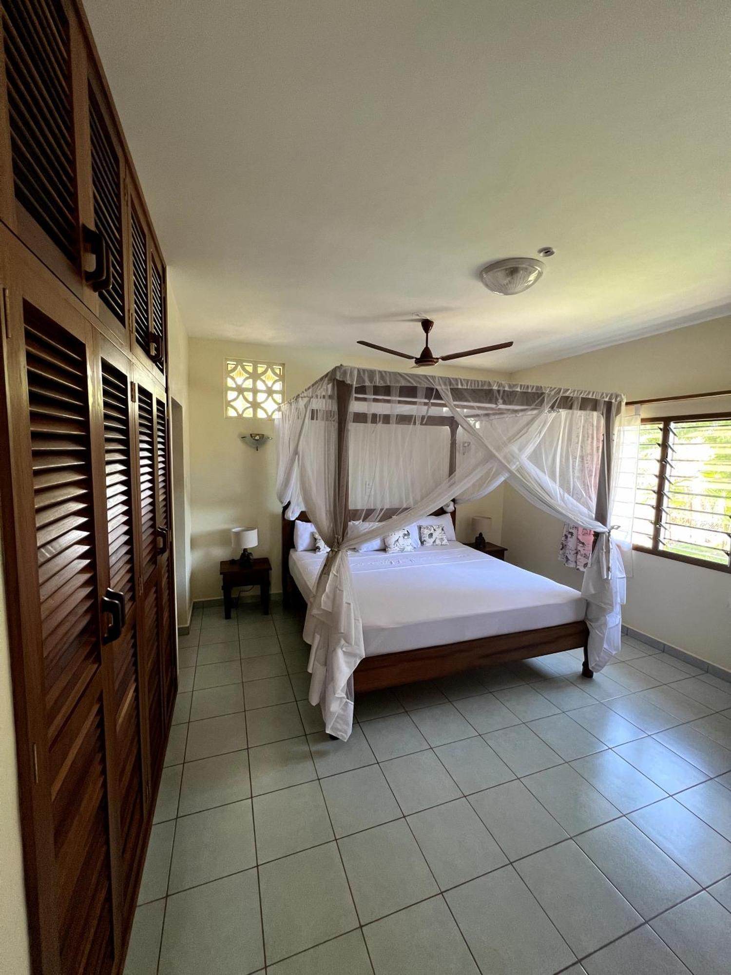 Paradiesische Villa Maisha Mazuri Mit Pool. Terrasse Und Personal Diani Beach Exteriér fotografie