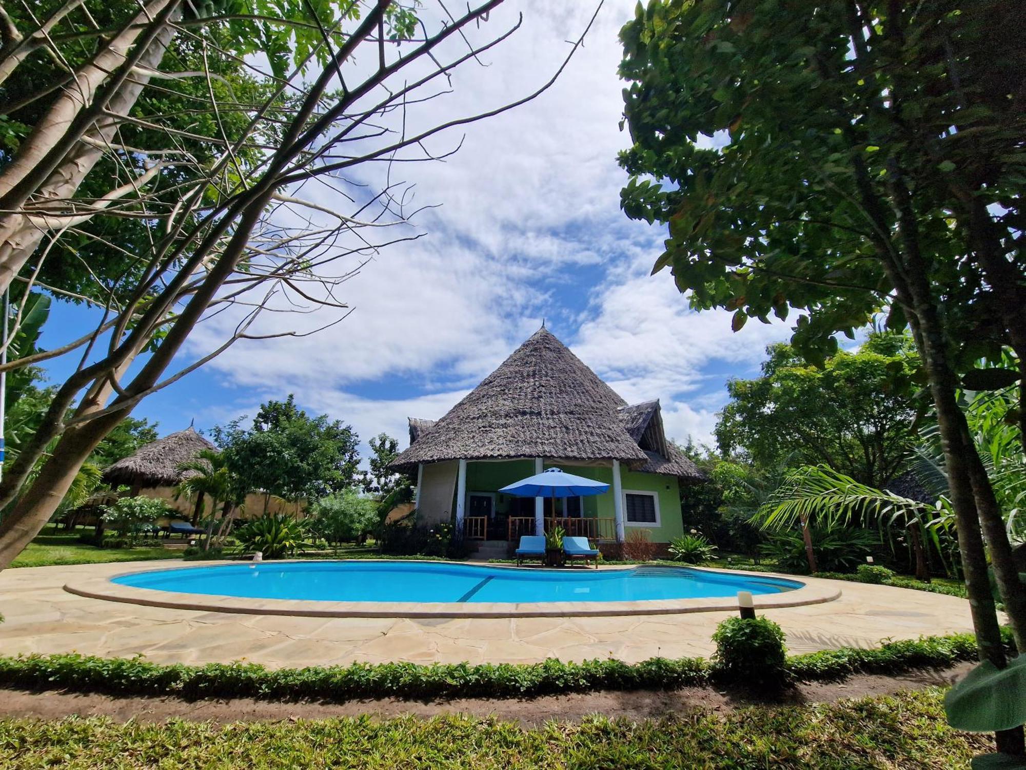 Paradiesische Villa Maisha Mazuri Mit Pool. Terrasse Und Personal Diani Beach Exteriér fotografie